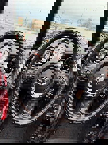 Used 2013 MINI Cooper Convertible image 38