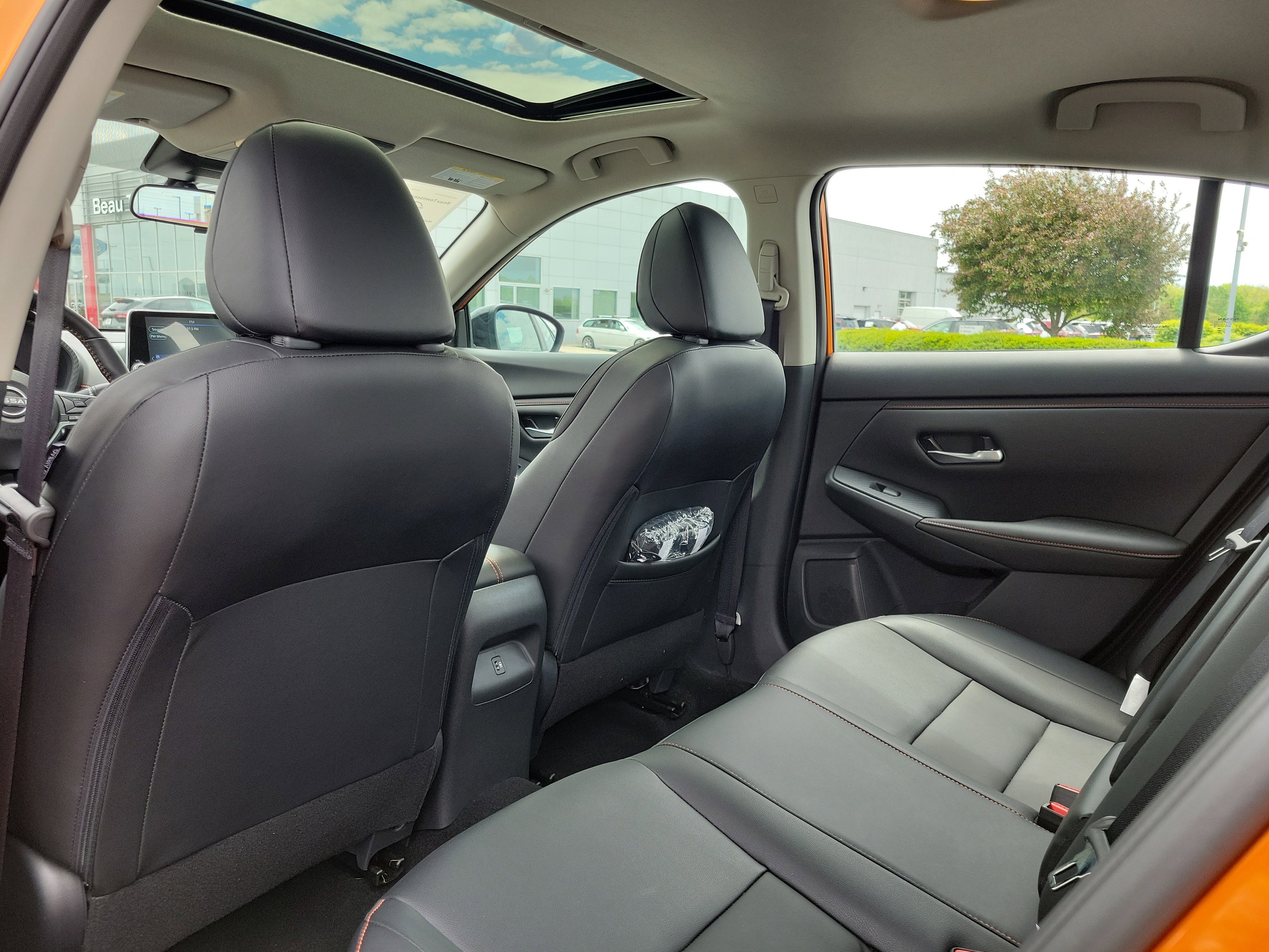 Certified 2025 Nissan Sentra SR w/ SR Premium Package FWD image 14
