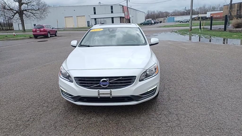 Used 2015 Volvo V60 T5 Premier image 3