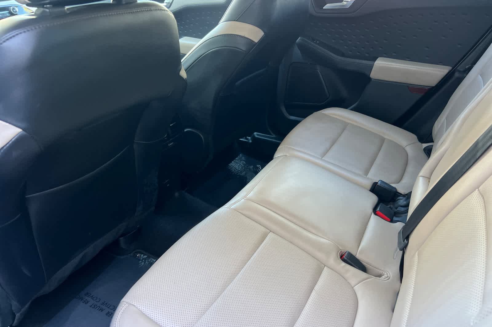 Used 2020 Ford Escape SEL image 4