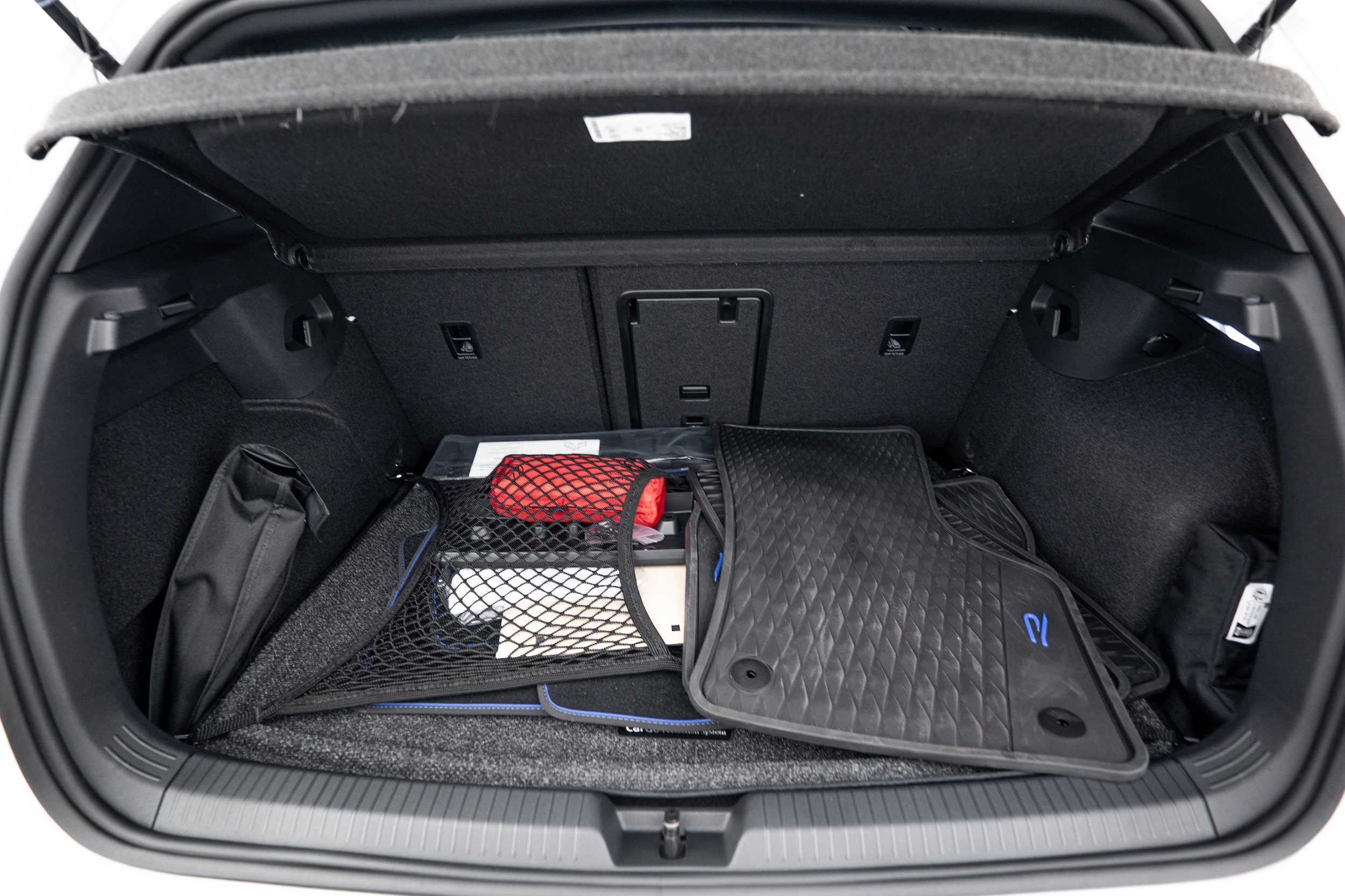 Used 2025 Volkswagen Golf w/ Euro Style Package AWD/4WD image 19