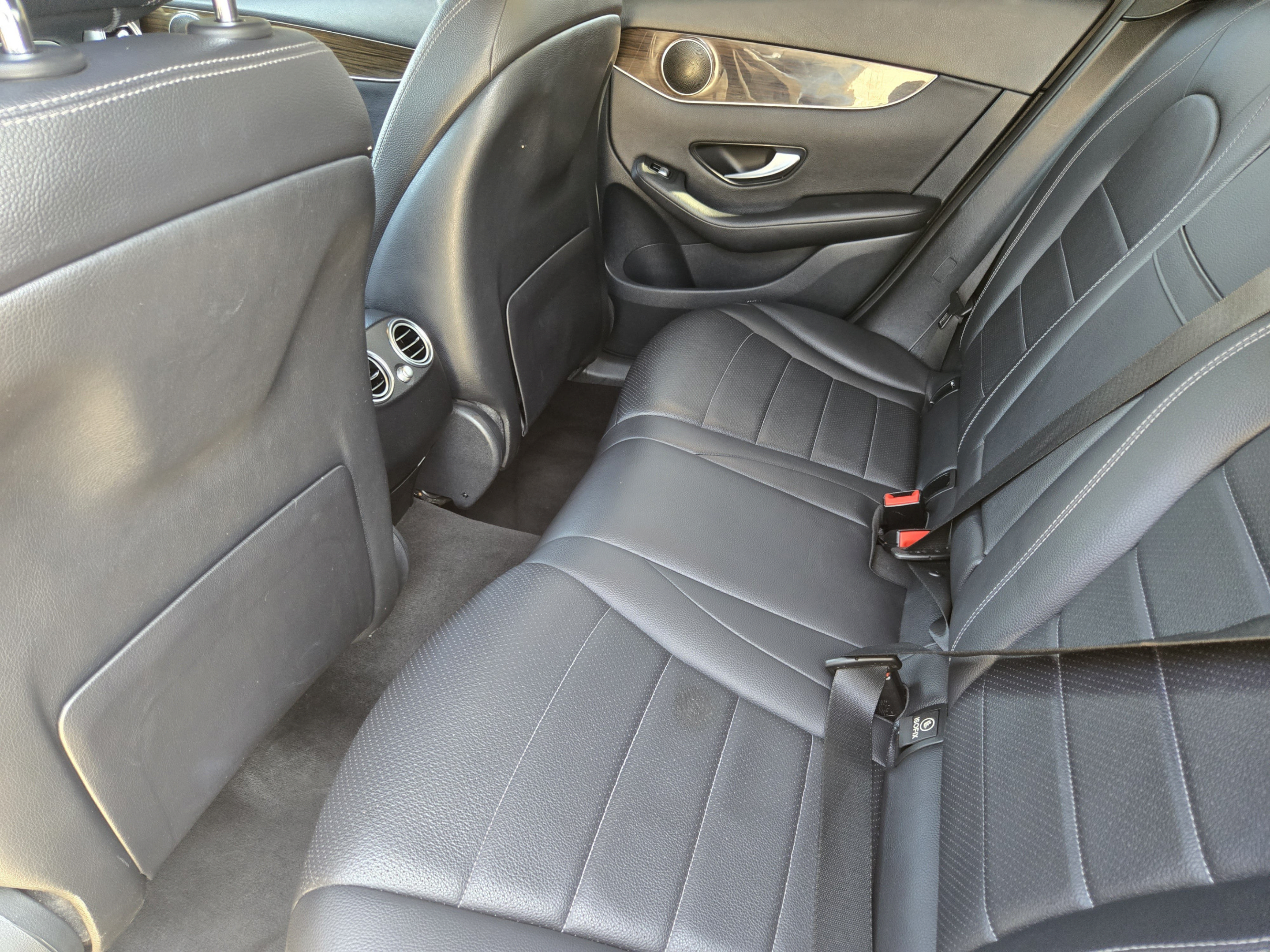 Used 2020 Mercedes-Benz GLC 300 image 27
