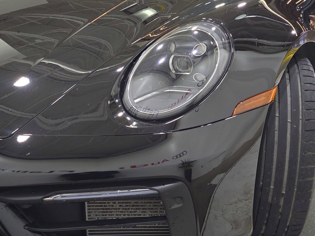 Used 2024 Porsche 911 Carrera 4S image 34