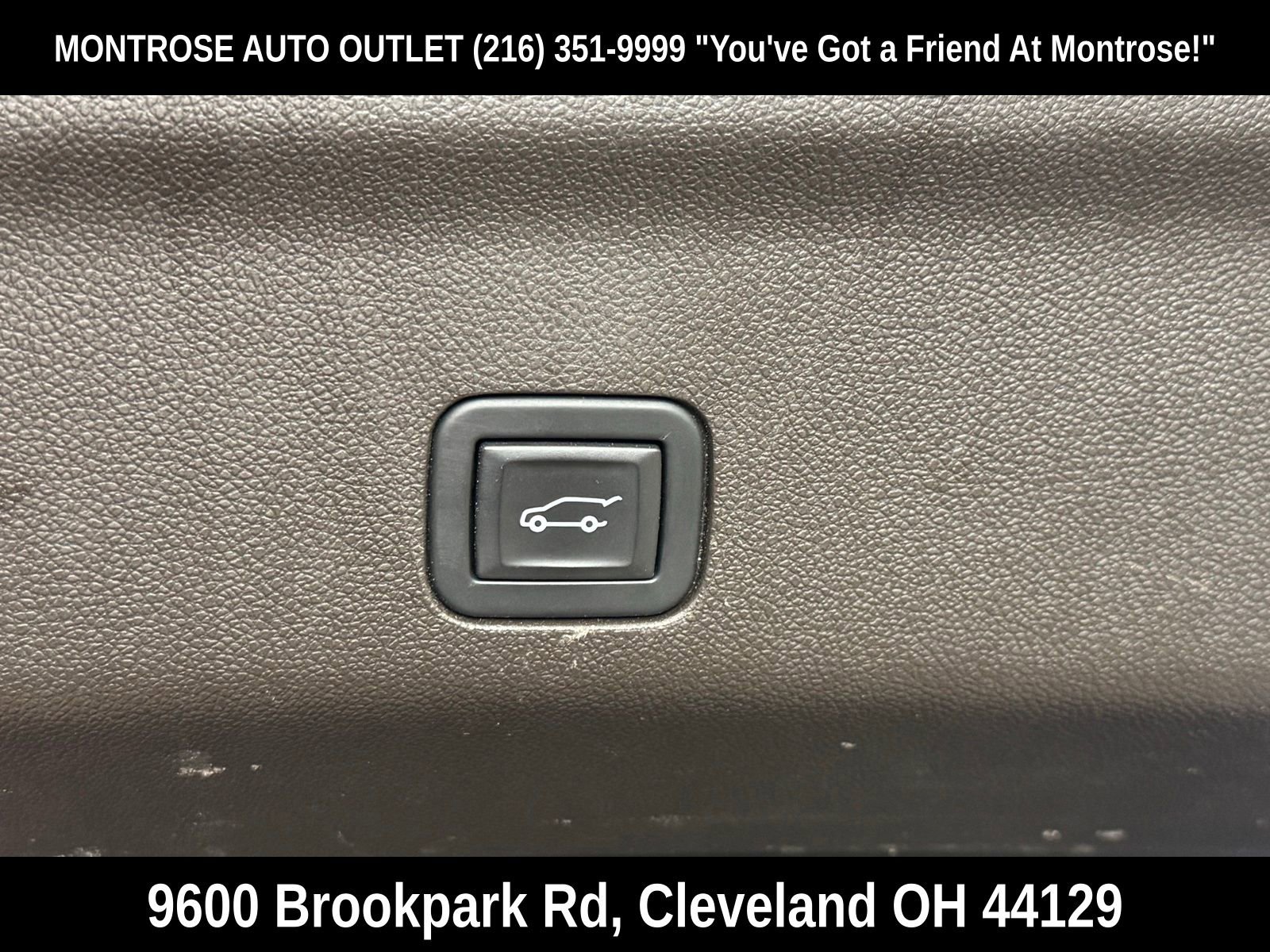 Used 2021 Chevrolet Tahoe Z71 AWD/4WD image 43