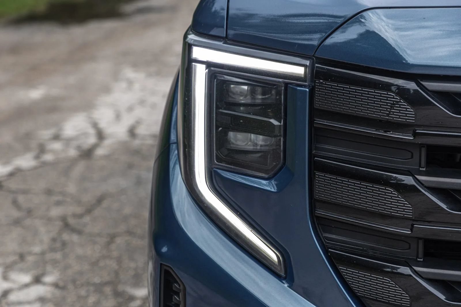 Used 2024 GMC Sierra 1500 Elevation AWD/4WD image 23