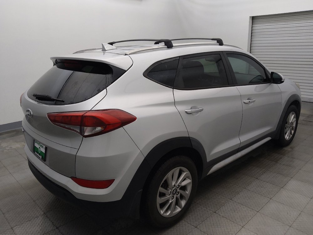 Used 2017 Hyundai Tucson SE Plus FWD image 9
