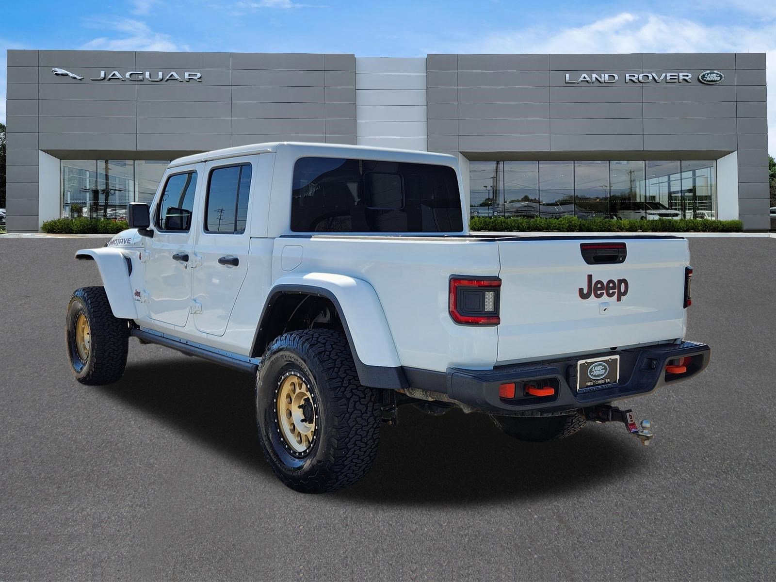 Used 2021 Jeep Gladiator Mojave AWD/4WD image 3