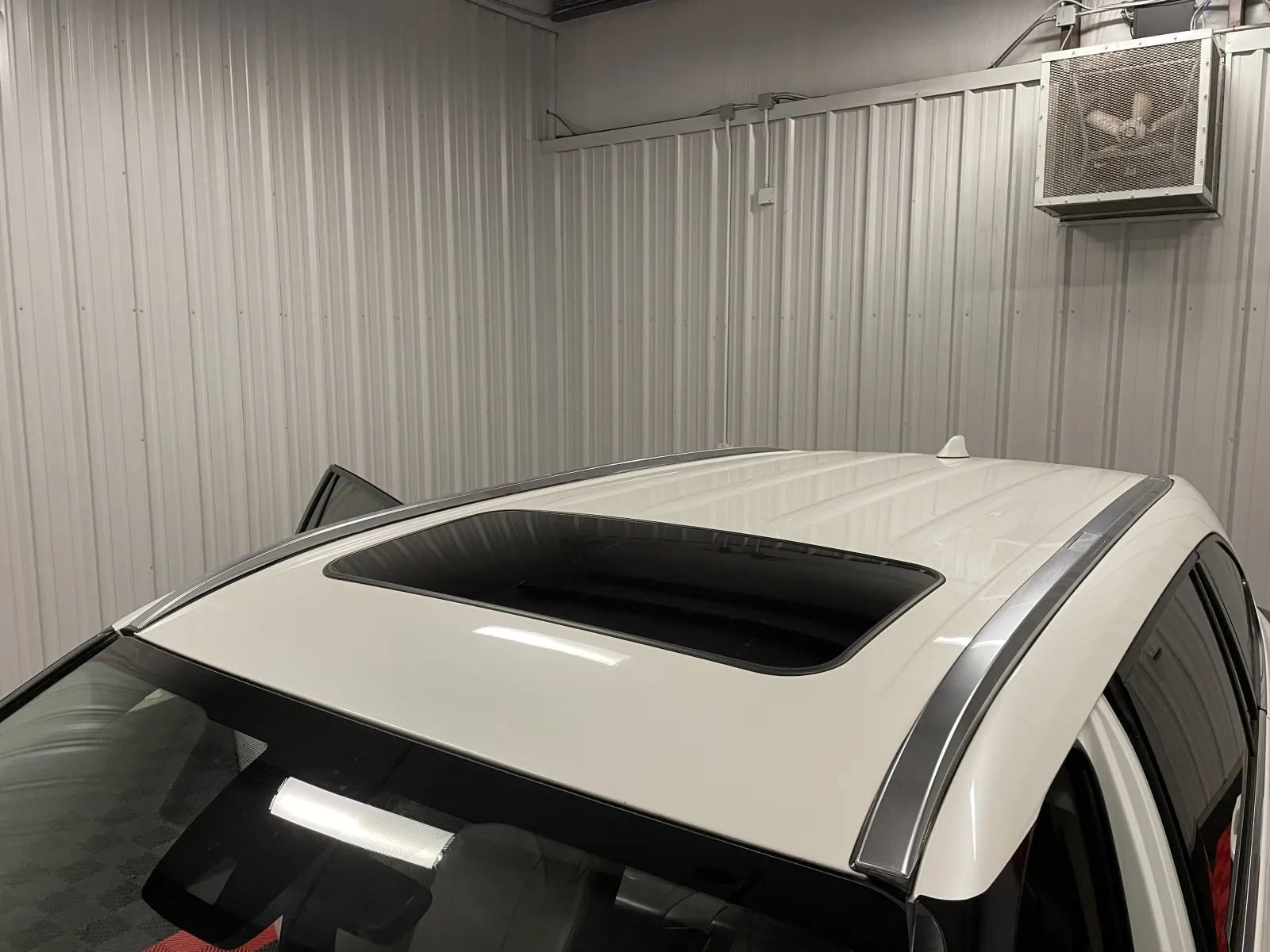 Used 2020 Toyota Highlander Limited image 12