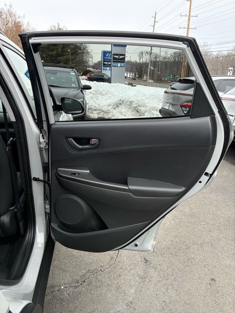 Used 2023 Hyundai Kona SEL image 44