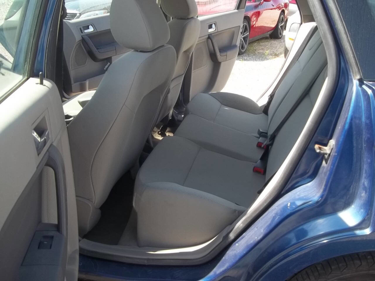 Used 2009 Ford Focus SES image 8