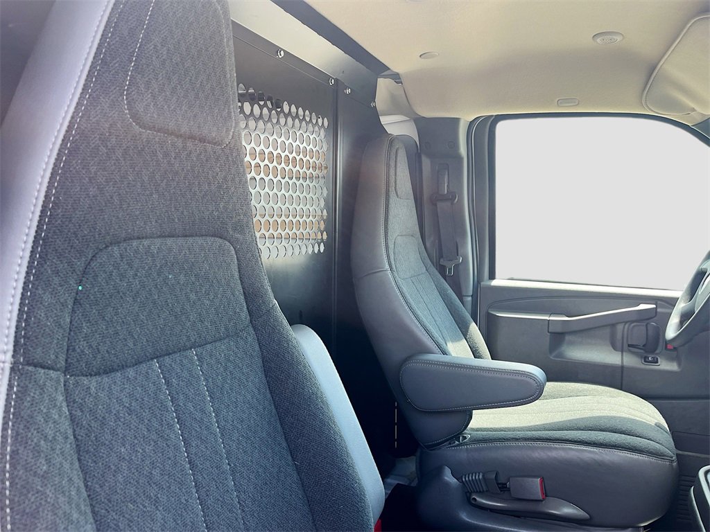 Used 2024 Chevrolet Express 2500 w/ Driver Convenience Package image 22