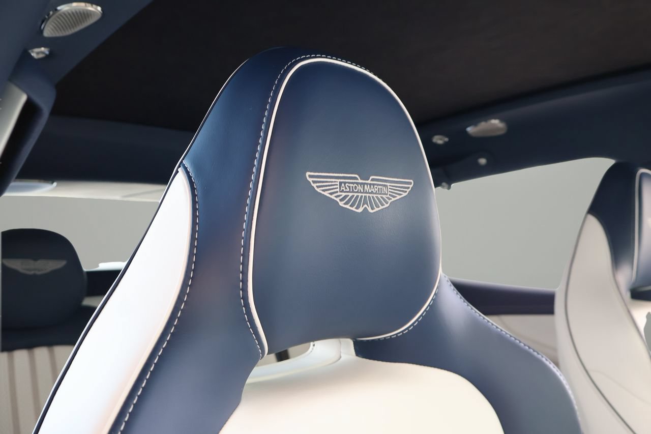 Used 2025 Aston Martin DBX 707 AWD/4WD image 21