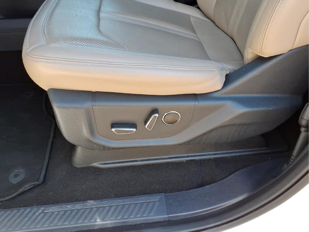 Used 2024 Ford Expedition Limited AWD/4WD image 18