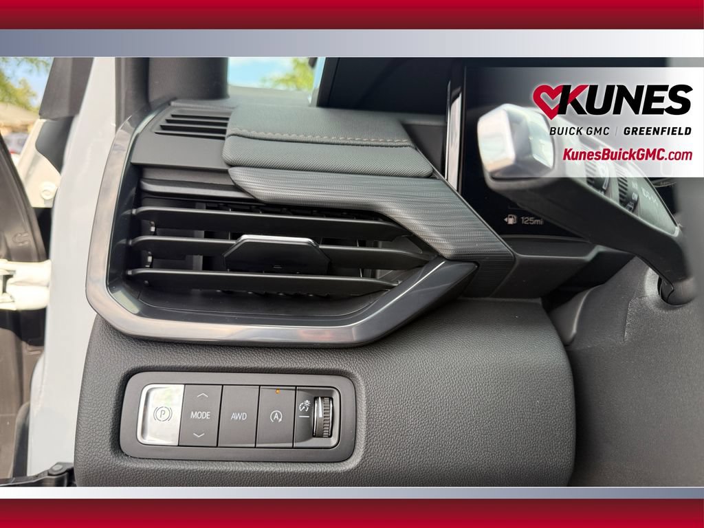 New 2026 GMC Acadia AT4 w/ Luxury Package AWD/4WD image 12