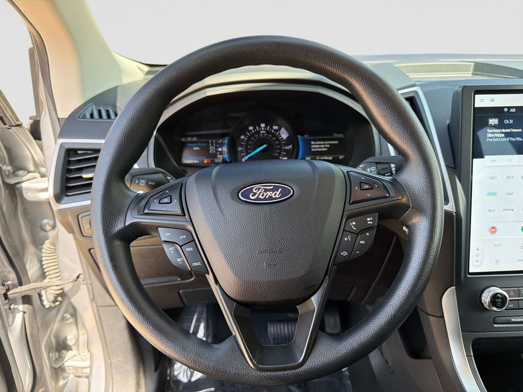 Used 2022 Ford Edge SE w/ Black Appearance Package AWD/4WD image 29