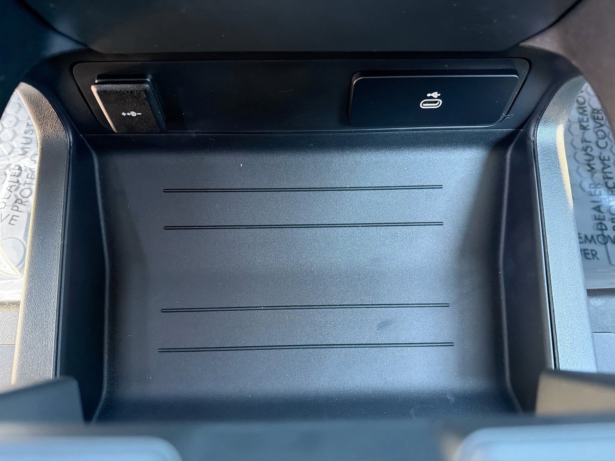 New 2026 Land Rover Defender 110 S image 30