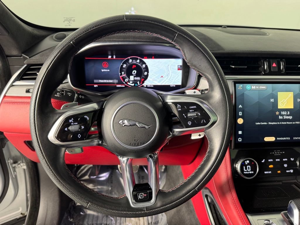 Used 2023 Jaguar F-PACE SVR AWD/4WD image 18