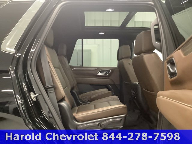 Used 2023 Chevrolet Tahoe High Country image 9