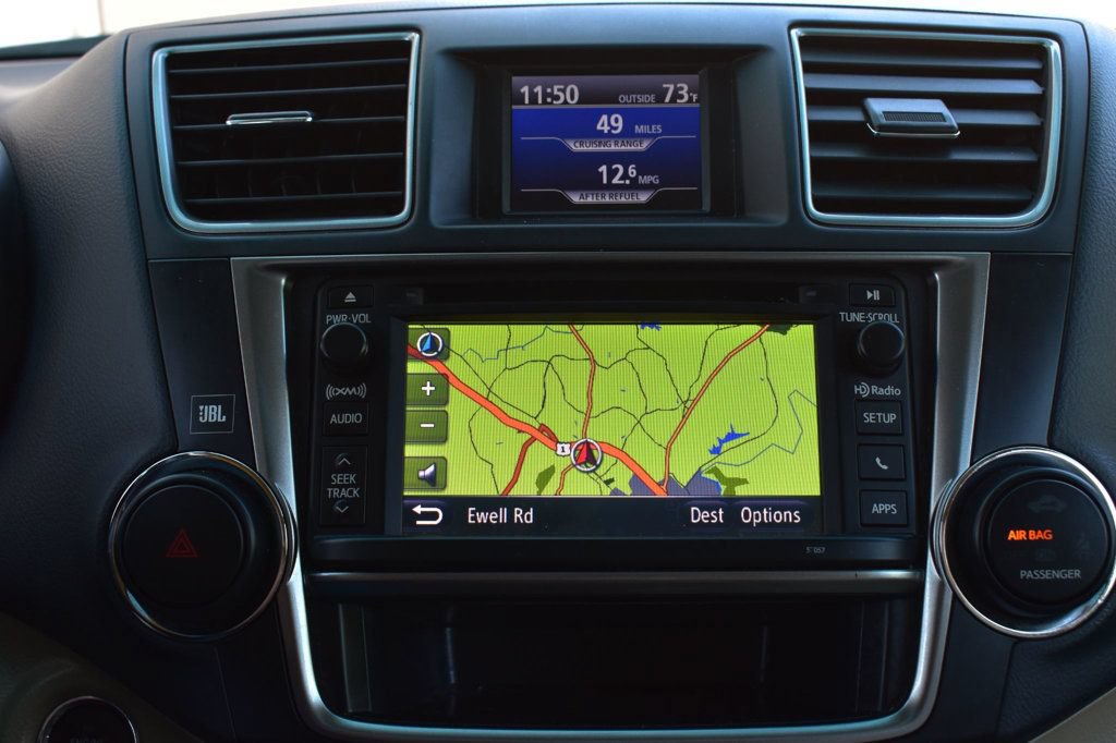 Used 2013 Toyota Highlander Limited AWD/4WD image 38