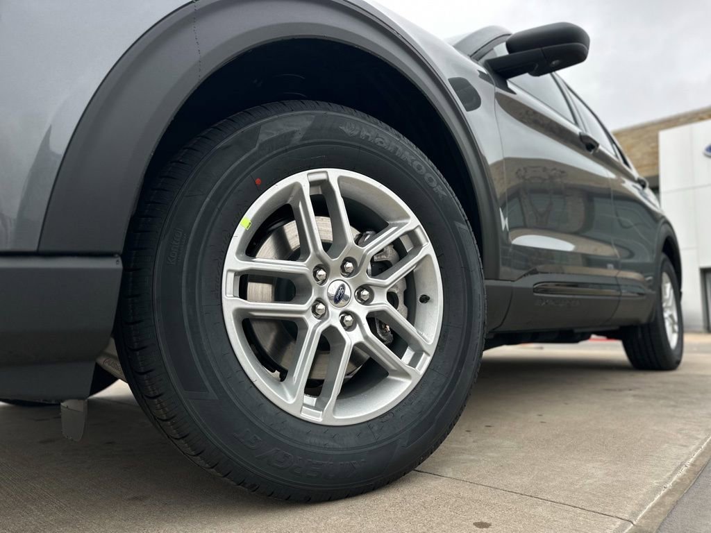 New 2026 Ford Explorer Active image 45