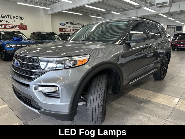 Used 2023 Ford Explorer XLT w/ Equipment Group 202A AWD/4WD image 17