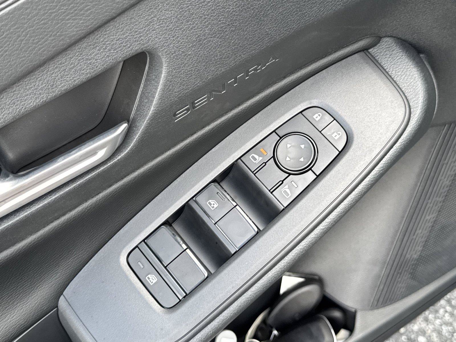 New 2027 Nissan Sentra SV w/ SV Convenience Package FWD image 13
