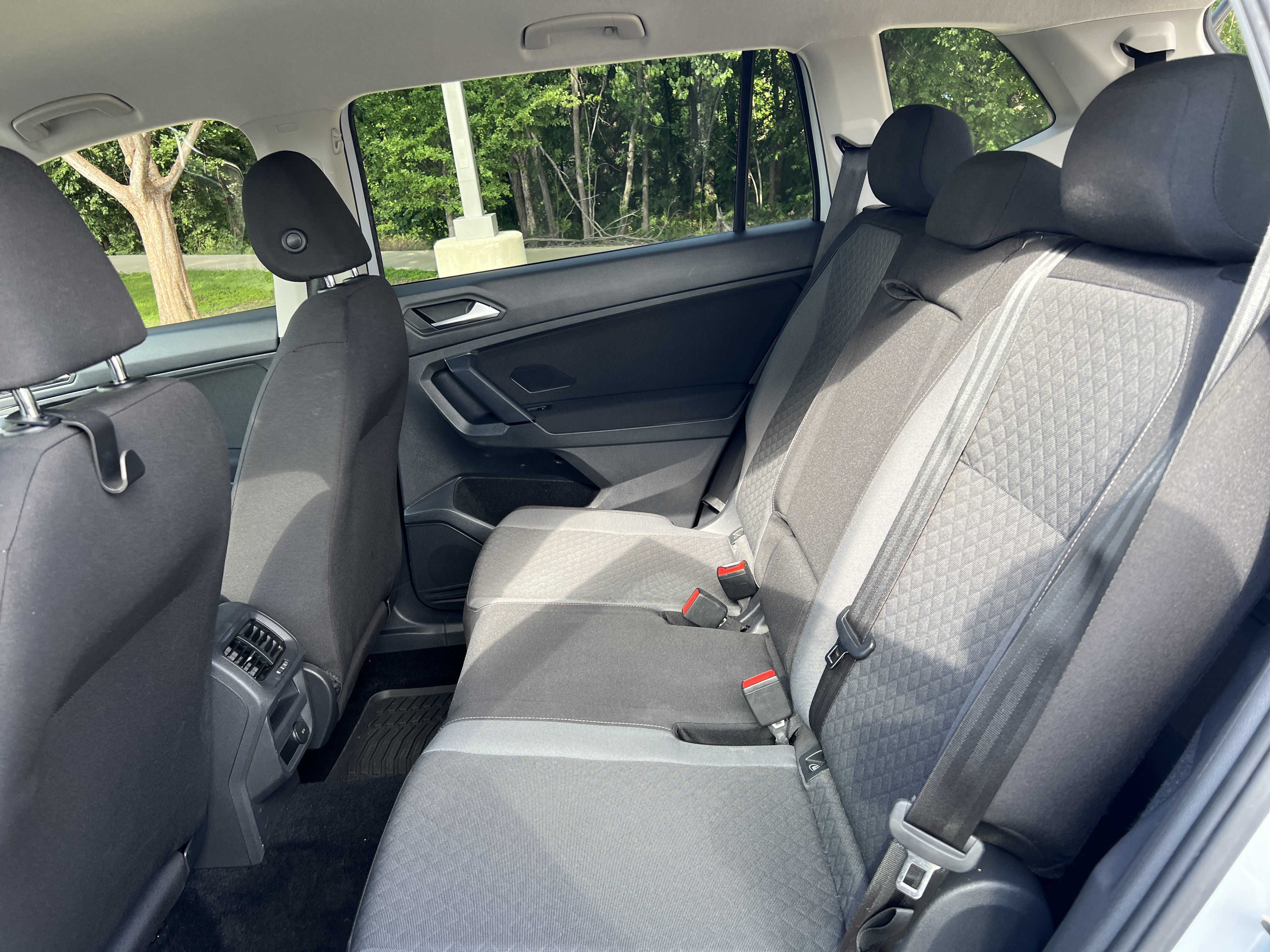 Used 2019 Volkswagen Tiguan S FWD image 22