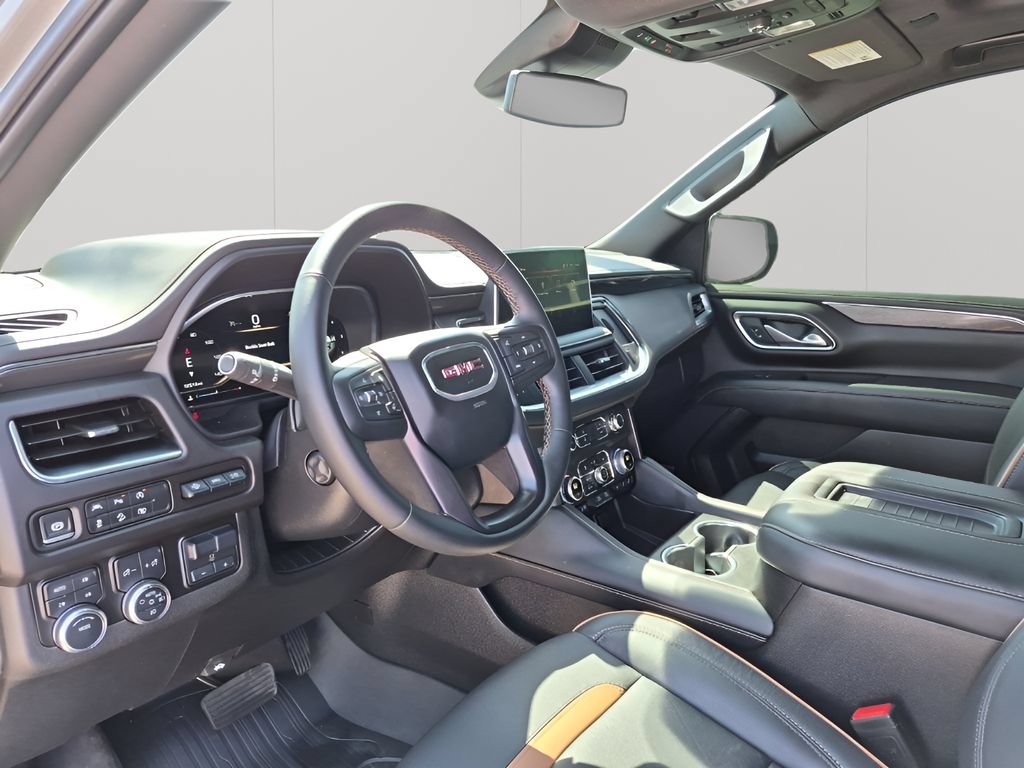 Used 2024 GMC Yukon AT4 w/ Technology Package AWD/4WD image 36