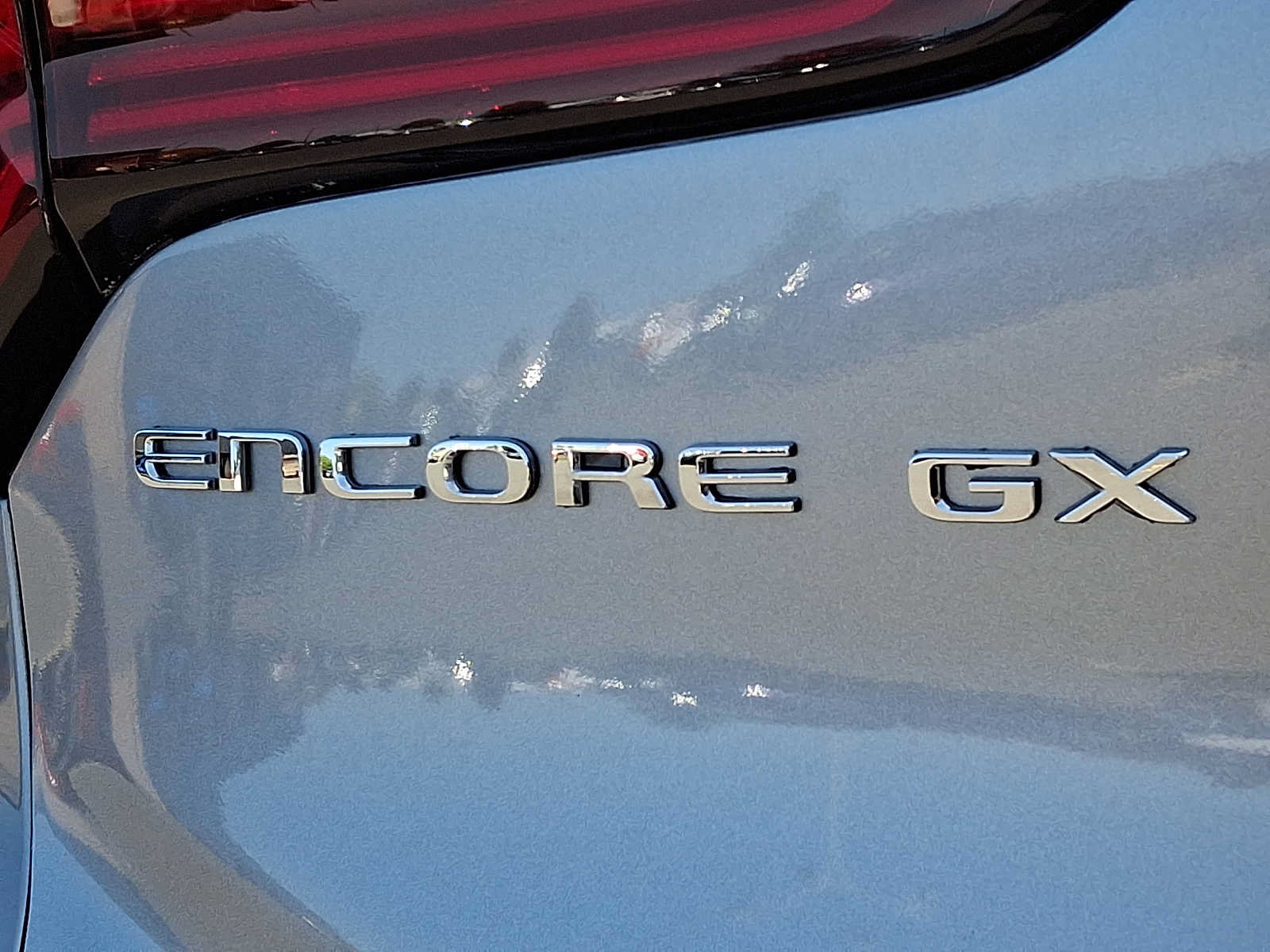 Used 2024 Buick Encore GX Sport Touring w/ Comfort Package FWD image 30