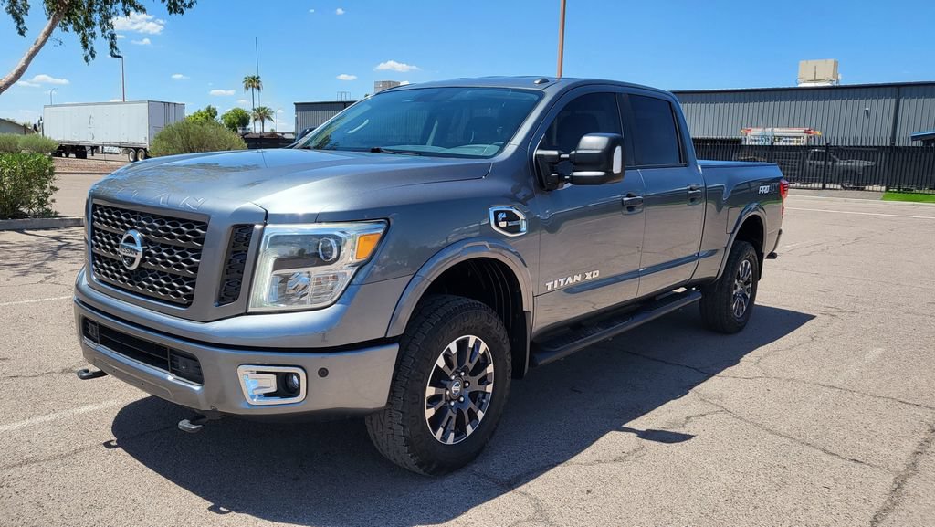 Used 2016 Nissan Titan SV AWD/4WD image 4