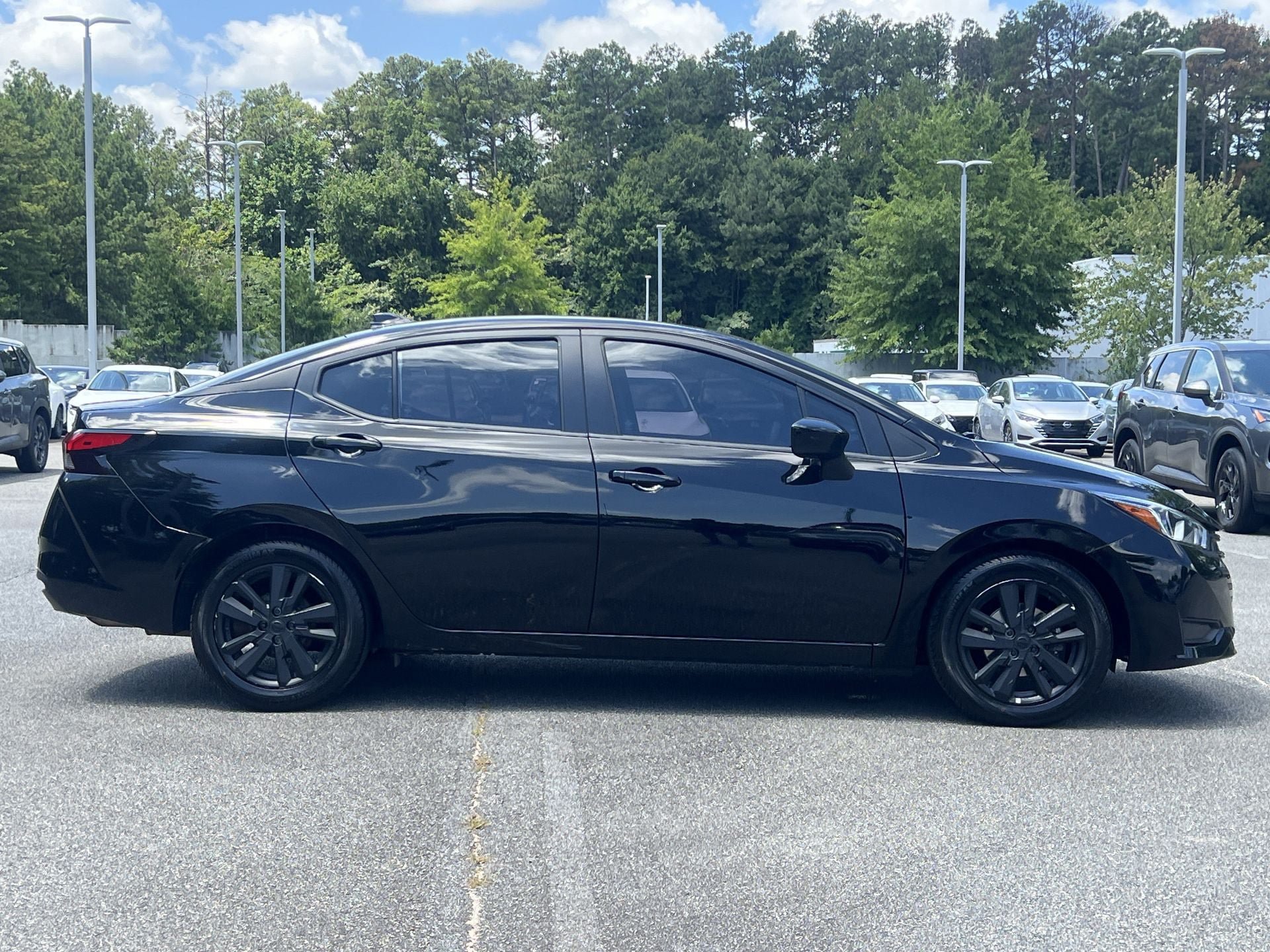 Certified 2023 Nissan Versa SV FWD image 24