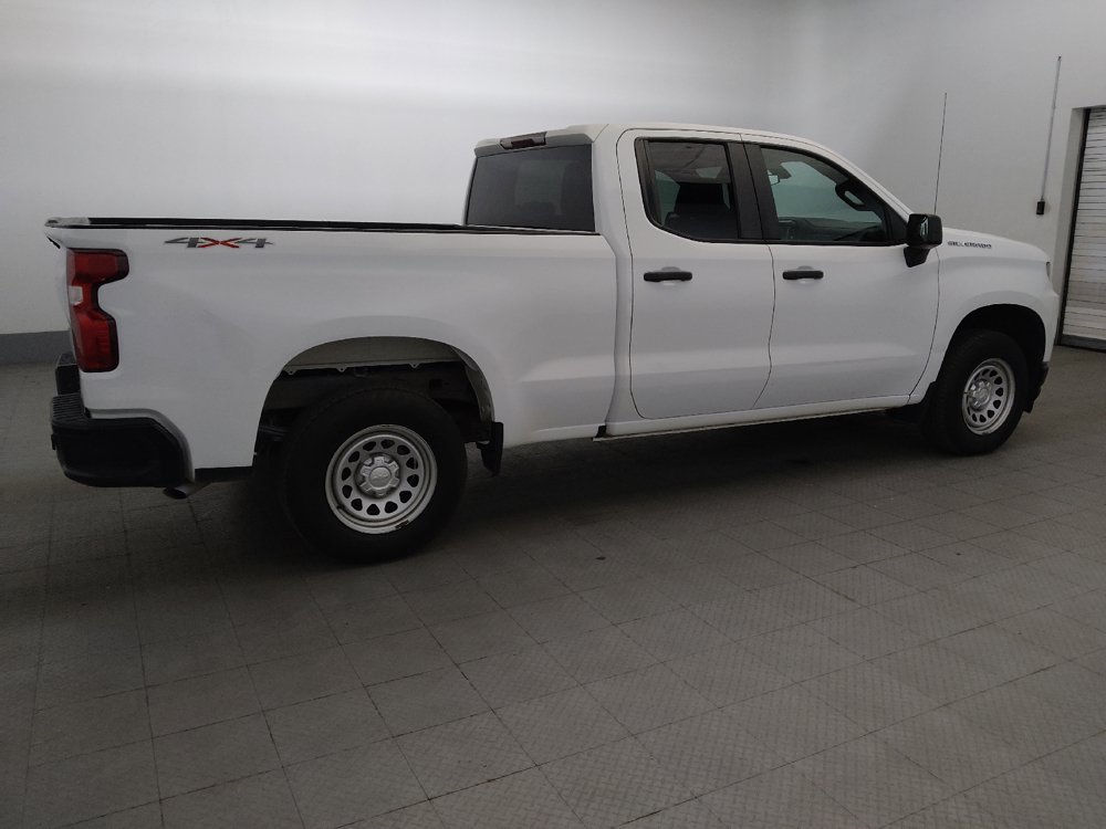 Used 2021 Chevrolet Silverado 1500 W/T w/ WT Value Package AWD/4WD image 10