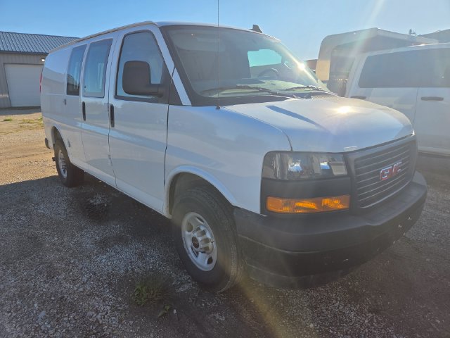 Used 2025 GMC Savana 2500 w/ Driver Convenience Package RWD image 1