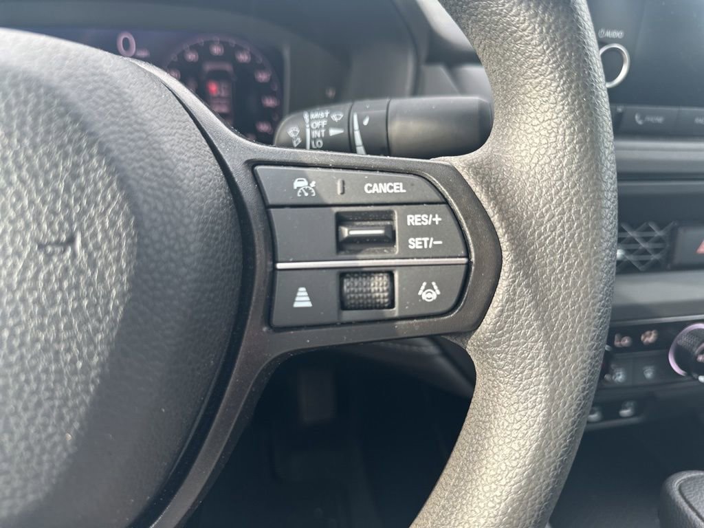 Used 2023 Honda Accord EX image 22