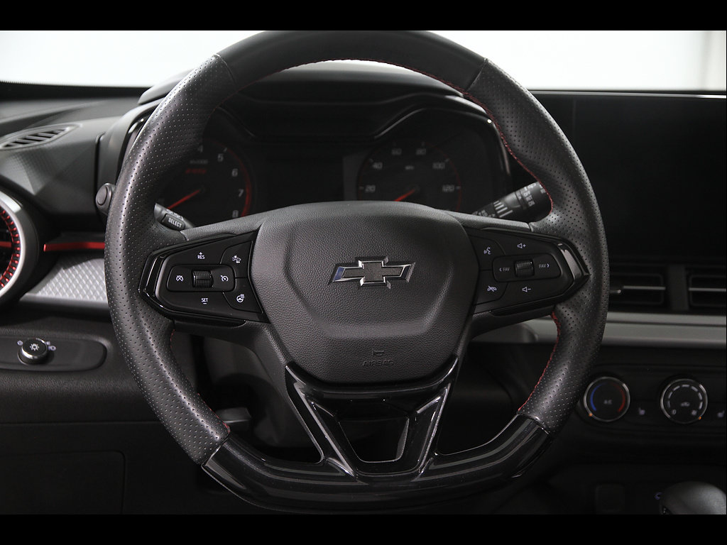 Certified 2024 Chevrolet Trax RS w/ Sunroof Package FWD image 7