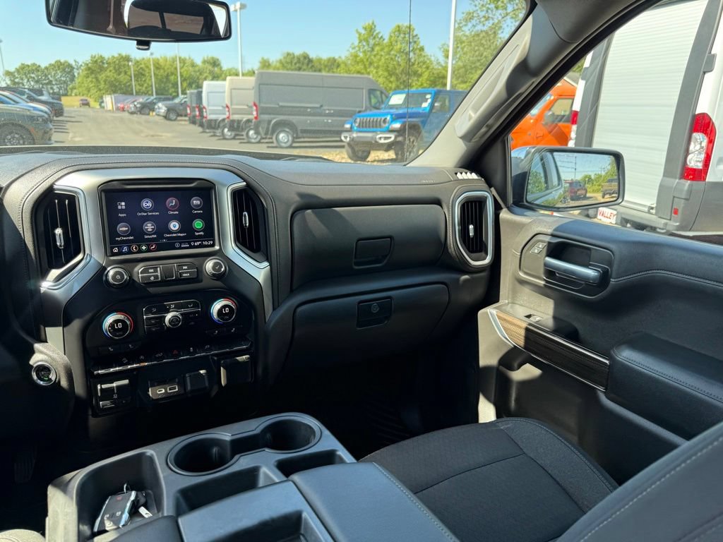 Used 2020 Chevrolet Silverado 1500 LT w/ All-Star Edition AWD/4WD image 30