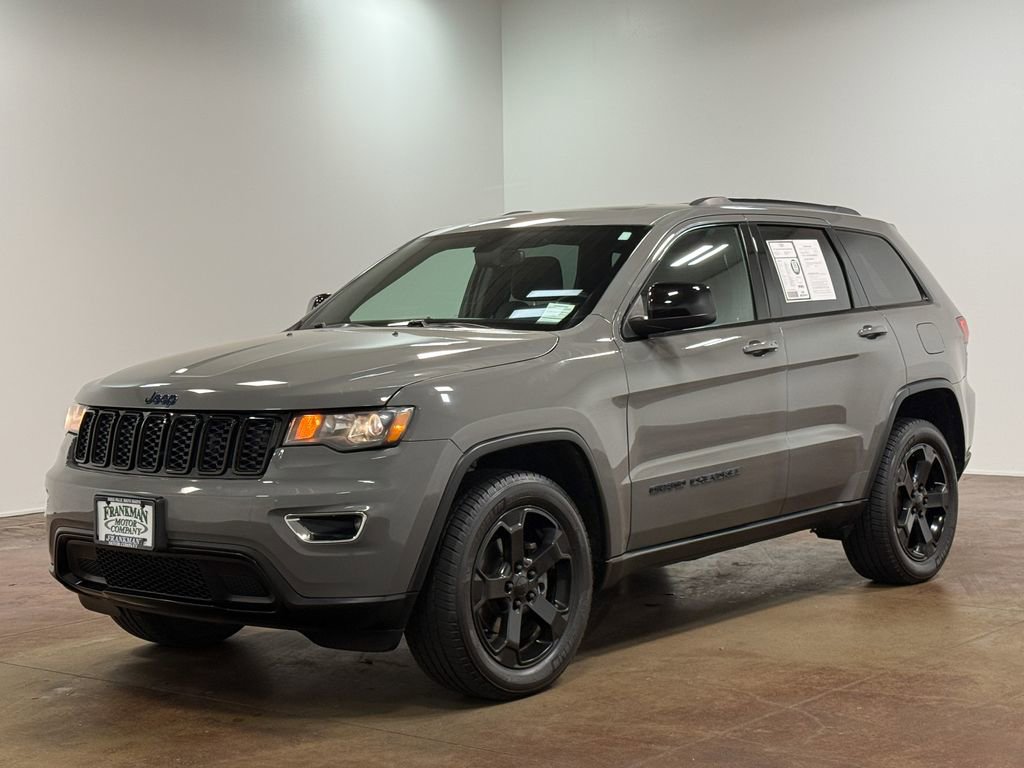 Used 2019 Jeep Grand Cherokee Laredo AWD/4WD image 30