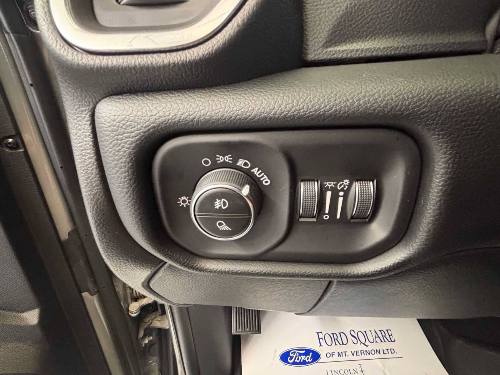 New 2026 RAM 2500 Laramie w/ Night Edition AWD/4WD image 18