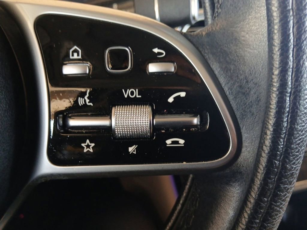 Used 2022 Mercedes-Benz GLC 300 image 19