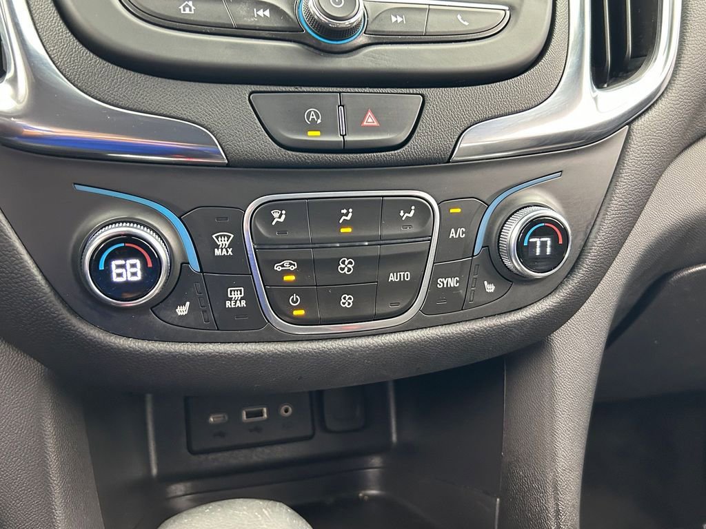 Used 2022 Chevrolet Equinox LT FWD image 22