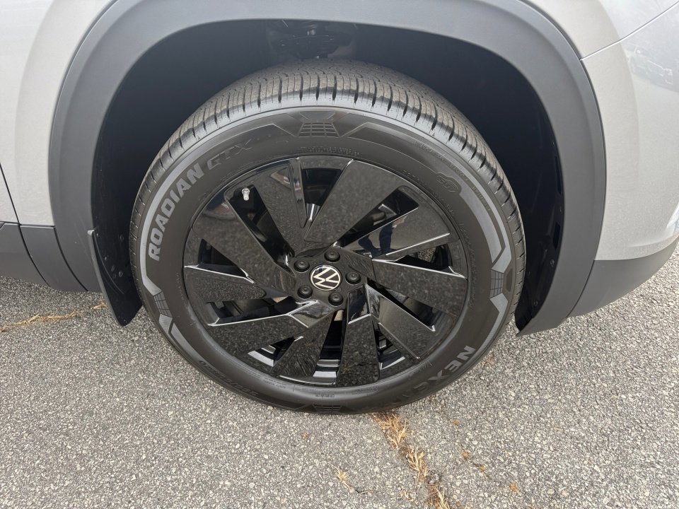 New 2026 Volkswagen Atlas SE image 25