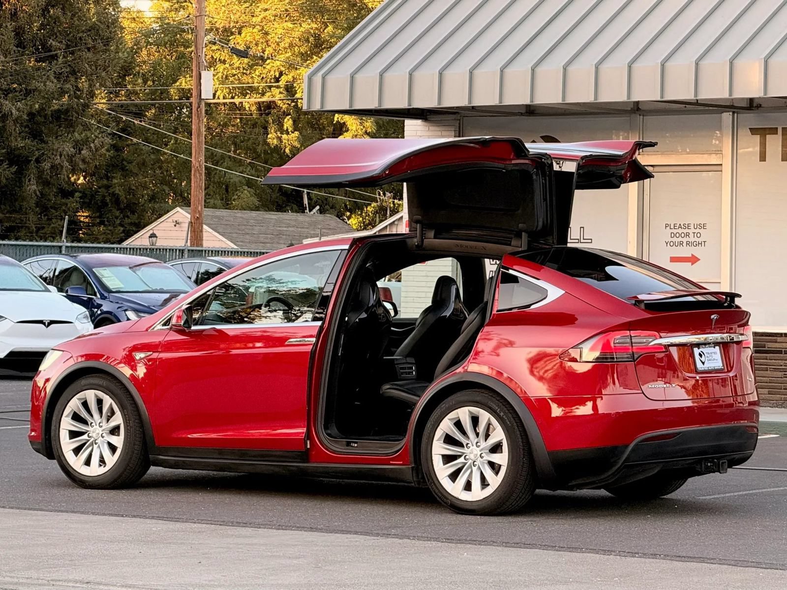 Used 2016 Tesla Model X 90D AWD/4WD image 8
