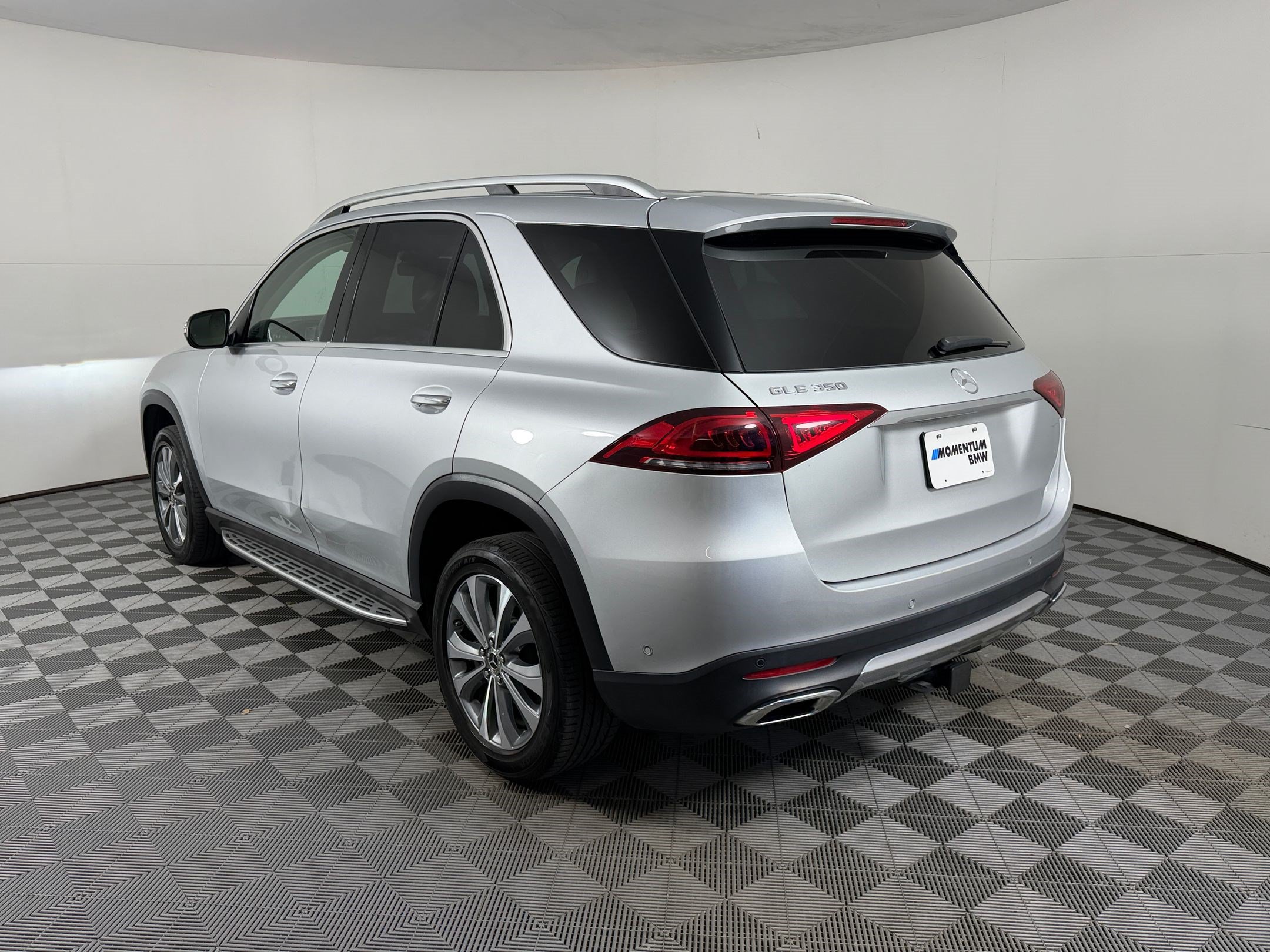 Used 2020 Mercedes-Benz GLE 350 image 3