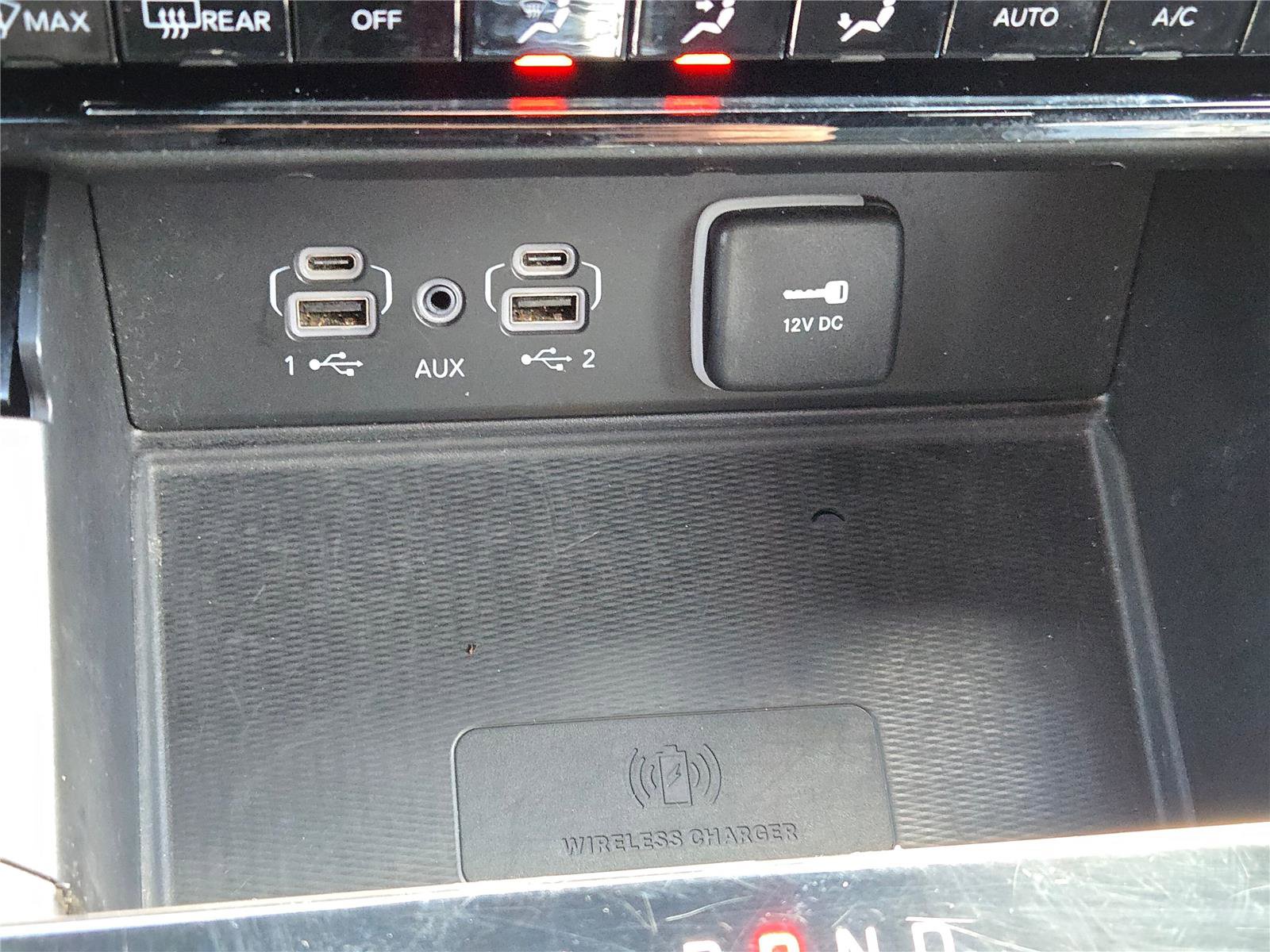 Certified 2024 Jeep Grand Cherokee Altitude image 34