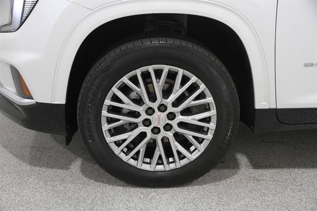 Used 2025 GMC Acadia Denali w/ LPO, Floor Liner Package FWD image 23