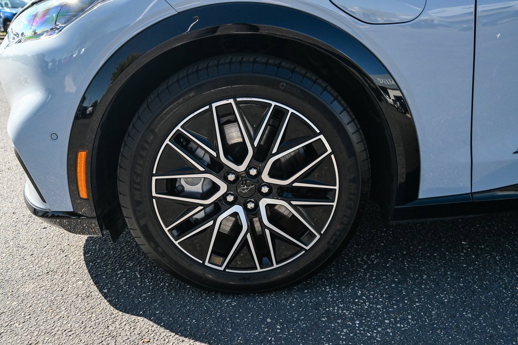 Certified 2024 Ford Mustang Mach-E Premium image 12