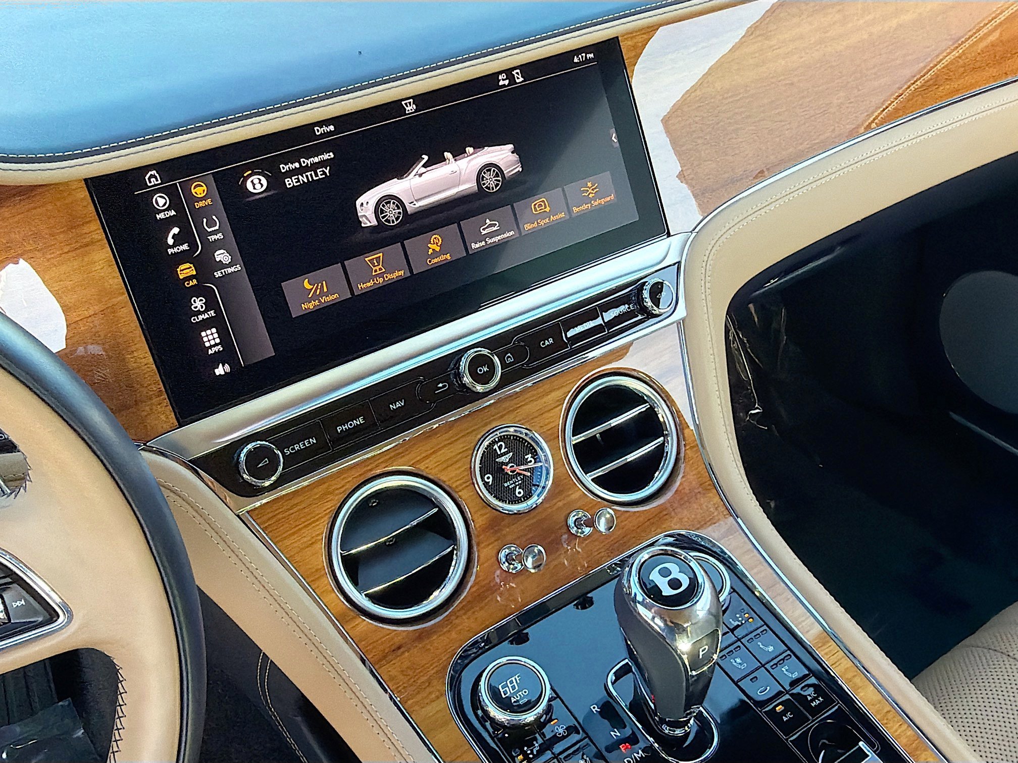 Used 2021 Bentley Continental GT image 26