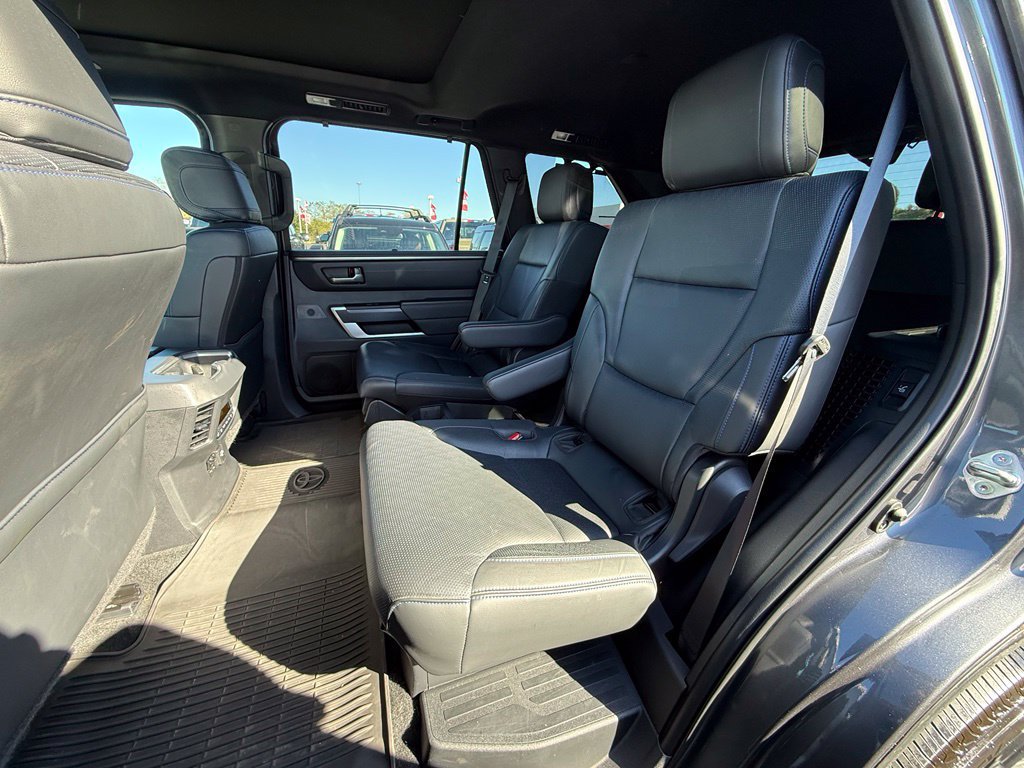 Used 2024 Toyota Sequoia Platinum AWD/4WD image 19