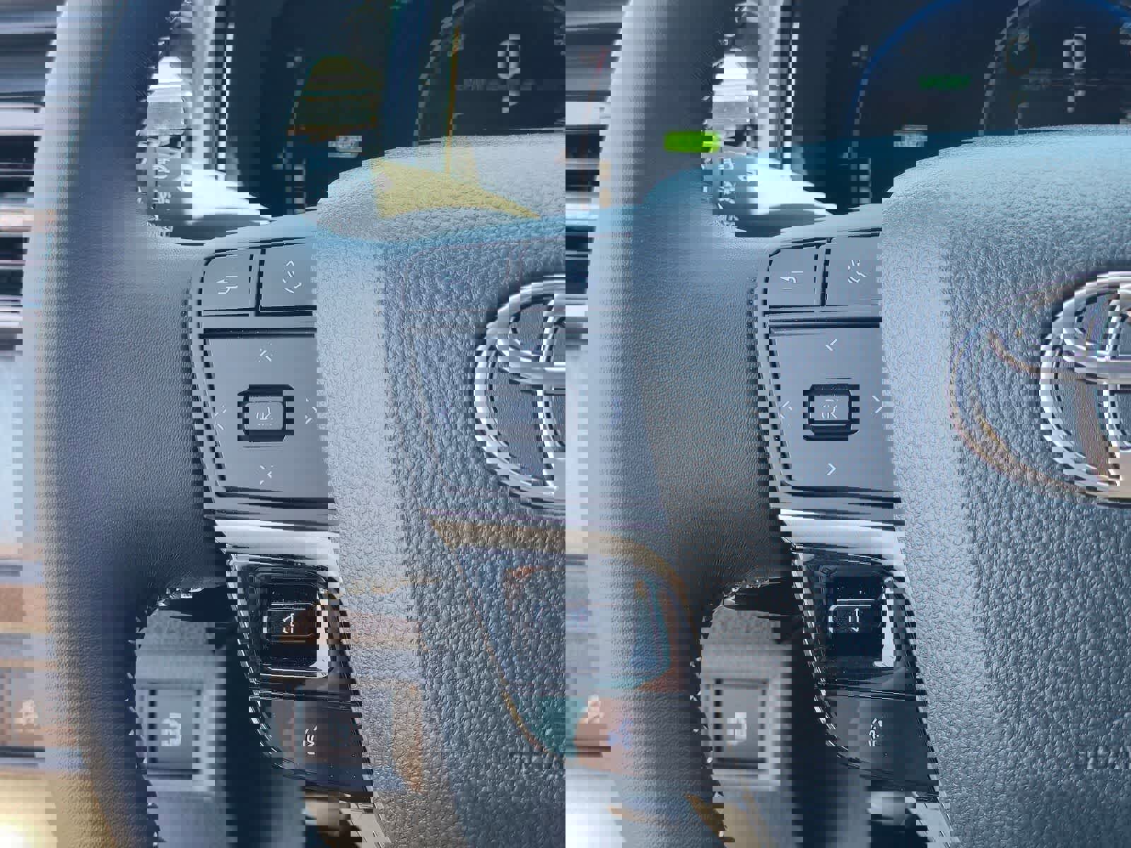 Used 2026 Toyota Camry SE w/ Multimedia Upgrade Package FWD image 22