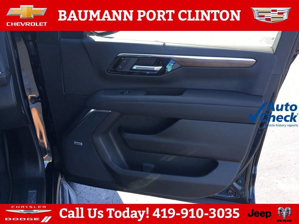 New 2026 Chevrolet Suburban High Country w/ Sun And Tow Package image 12